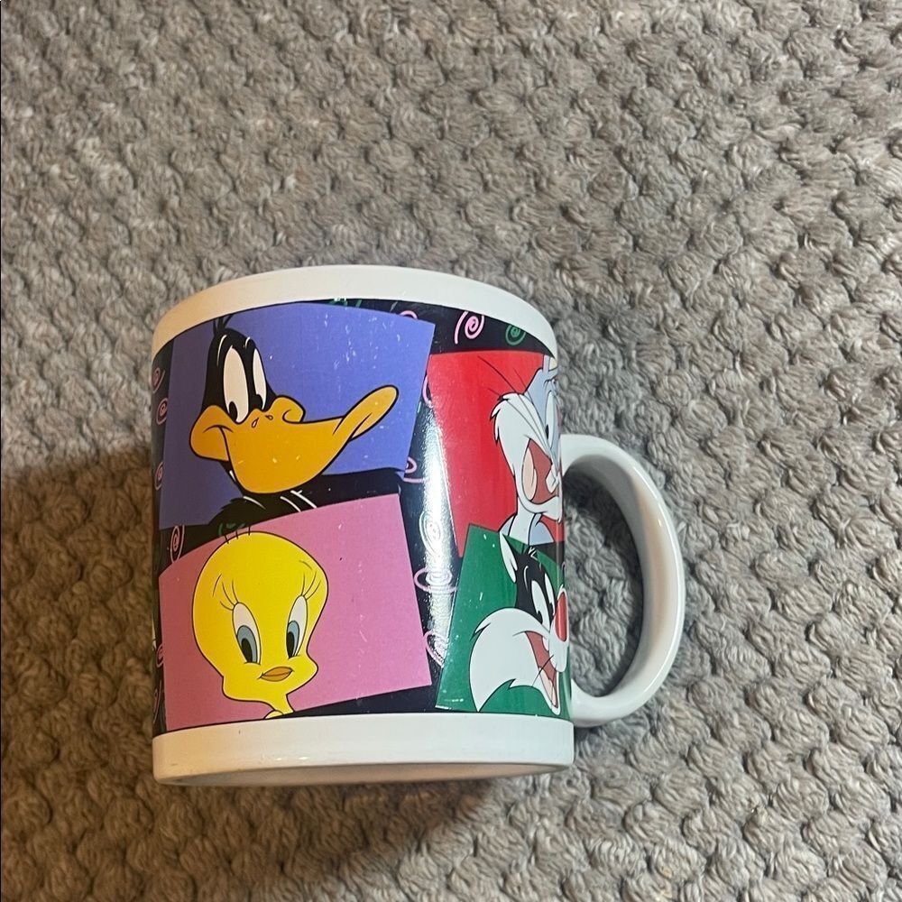 Vintage Warner Bros. Looney Tunes large size Mug